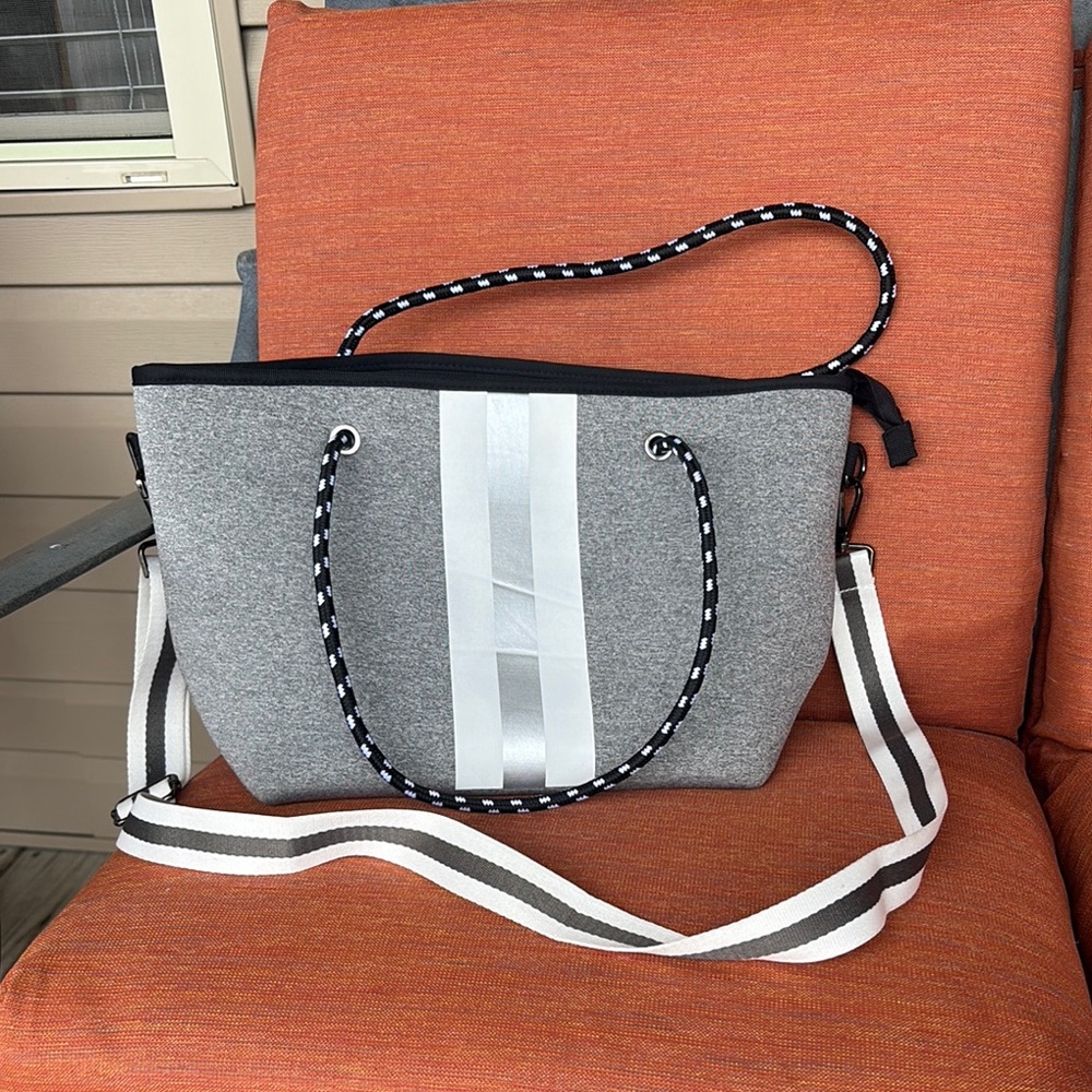Stylish Gray Tote Bag with White Accents